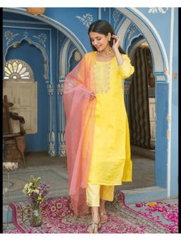GULABI DORI - Women Yellow Silk Embroidered Kurta with Pant and Dupatta (Set of 3)