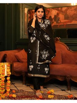 GULABI DORI - Women Black Silk Floral Kurta with Pant and Dupatta (Set of 3)