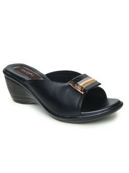 VALIOSAA - Solid Black Wedges