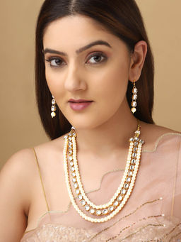 Priyaasi - Elegance In Harmony with Kundans and Pearls Jewellery Set