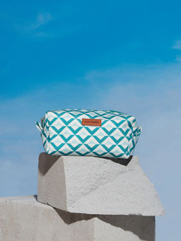 Pipa Bella by Nykaa Fashion - Quirky Teal Blue Kate Rectangular Travel Pouch