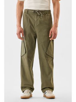 Snitch - Olive Solid Loose Casual Cargo Pant for Men