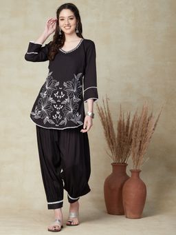FASHOR - Solid Floral Embroidered A-line Kurta with Salwar - Black (Set of 2)