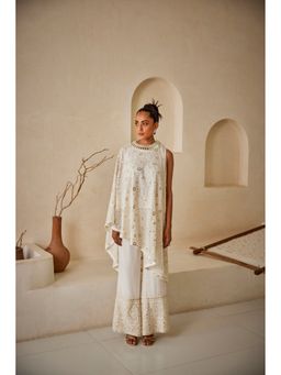 Twenty Nine - Chikankari Asymcape