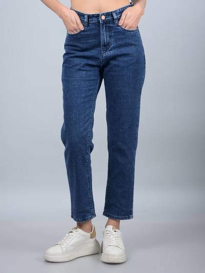 Women Blue Solid Straight Fit Women's Jeans