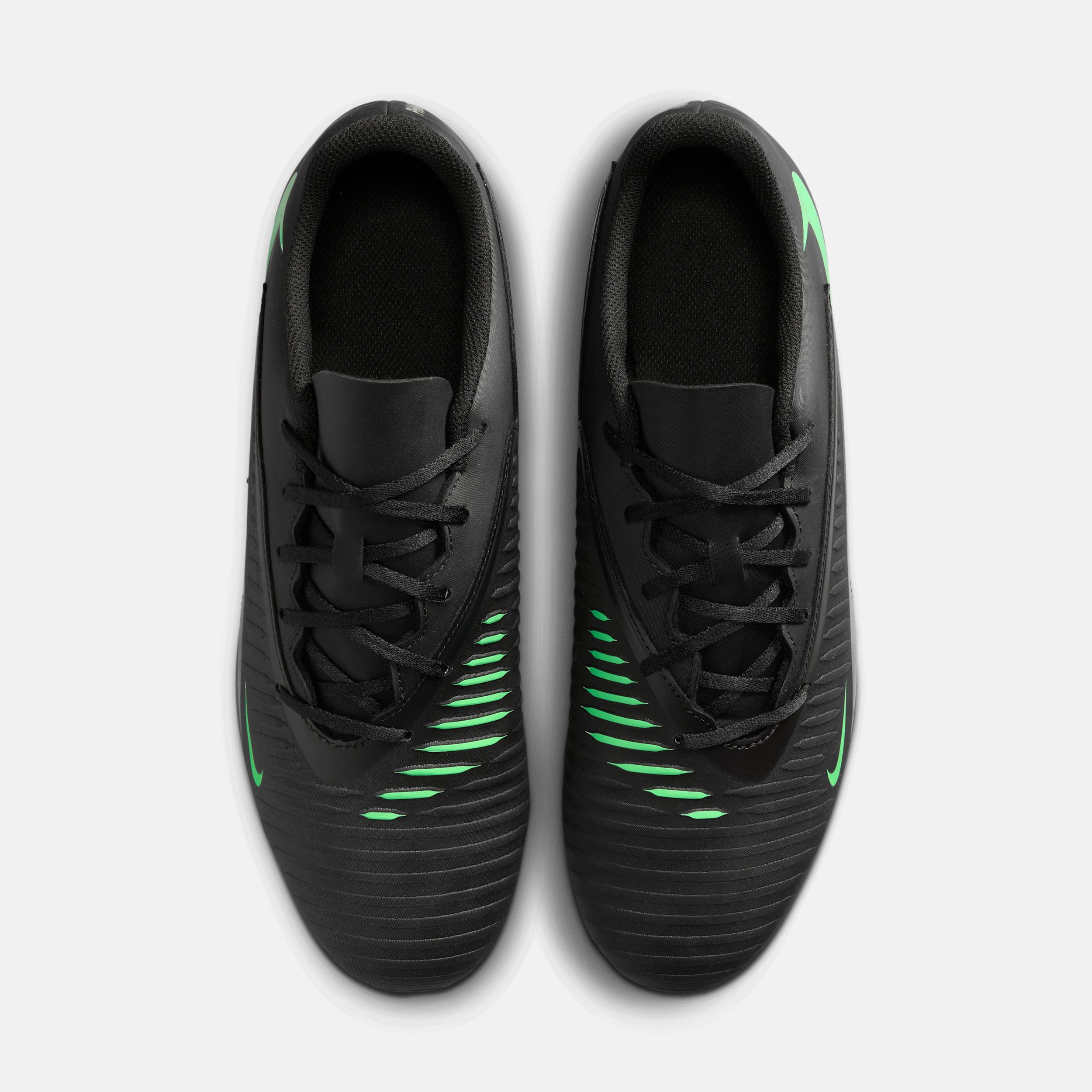 Buy Nike Phantom 6 Low Club Multi-Ground Football Boot Online