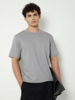 max - Grey Cotton Blend Half Sleeves Crew Neck Solid T-Shirt