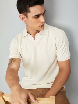 max - Off White Cotton Blend Half Sleeves Collar Neck Textured Polo T-Shirt