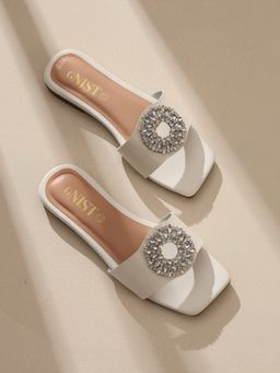 GNIST - Embellished Elegant White Flats