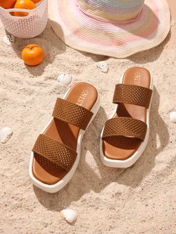 GNIST - Flatform Tan Sandal Heels
