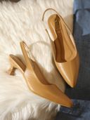 Beige 0