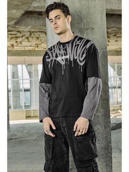 Snitch - Men Black Printed Double Layered Relaxed Fit T-Shirt