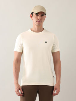 Arrow Sports - Men Cream Solid Regular Fit T-Shirt