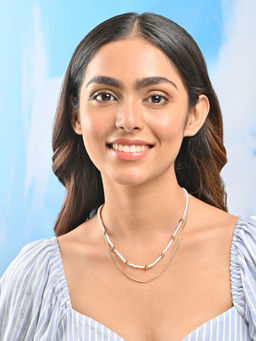 ToniQ - Gold-Plated White Beaded Chain Layered Necklace