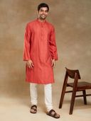 Red color option, Sold out, Currently selected