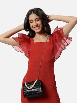 Haute Sauce - Women's Sleek Textured Black Cross Body Bag