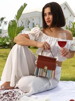 Haute Sauce - Women's The Small Straw-Madecin Handbag with Detachable Strap - Multicolour