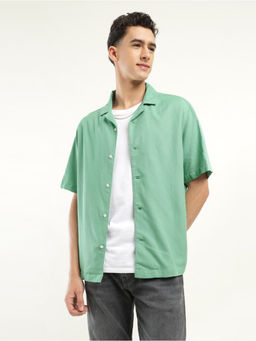 Levi's - Mens Green Solid Camp Collar Shirt