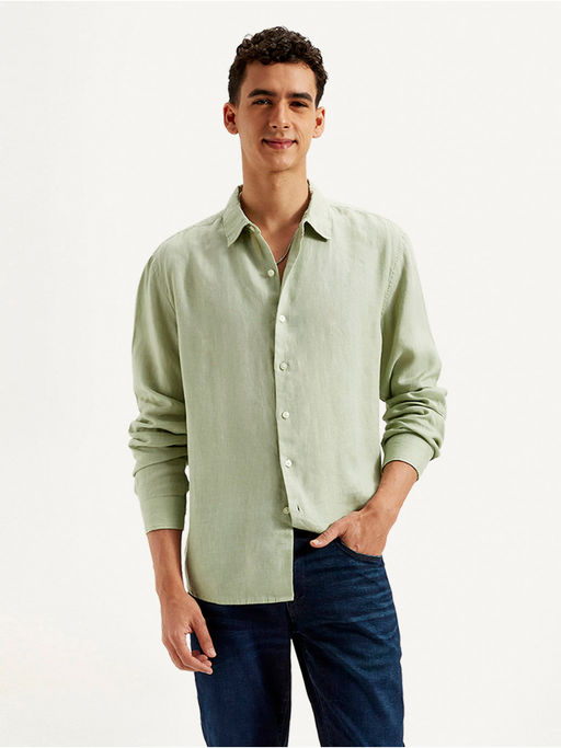 Buy Levi's Mens Green Solid Slim Fit Shirt Online 1
