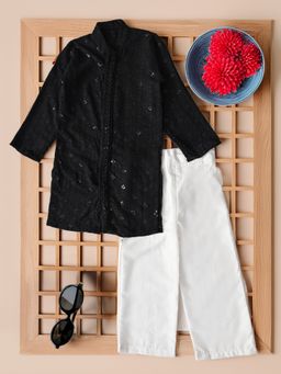 Bella Moda - Schiffili Full Peasant Sleeves Kurta & Pyjama - Black