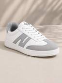 White color option, Currently selected