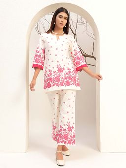 Bani Women - Pink Floral Printed Round Neck Casual Co-Ord (Set of 2)