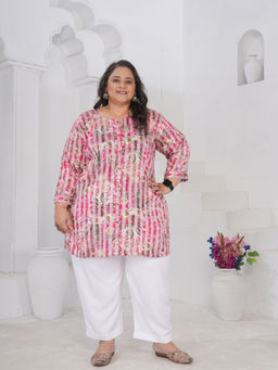 Odette - Pink Cotton Blend Floral Printed Kurta For Women