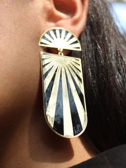 BeAbhika - Black Rays Resin Earrings