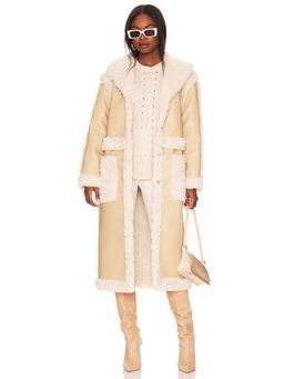 LPA - Adriano Coat