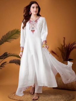 KVS FAB - Women White Silk Blend Embroidered Kurta with Pant and Dupatta (Set of 3)