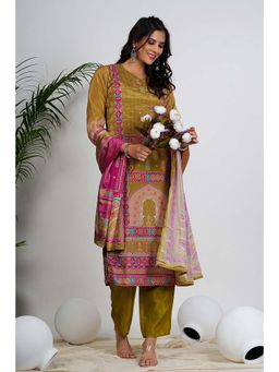 Vbuyz - Women Green Chinon Geometric Kurta with Pant and Dupatta (Set of 3)