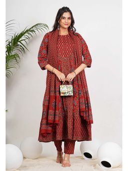 Vbuyz - Women Maroon Cotton Floral Anarkali Kurta with Pant and Dupatta