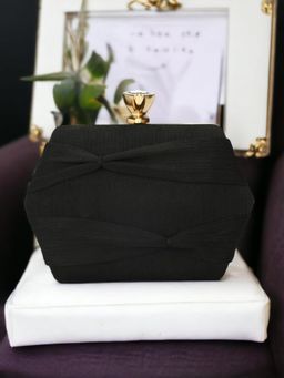 Toobacraft - Women Black Handicraft Hand Embroidered Box Clutch