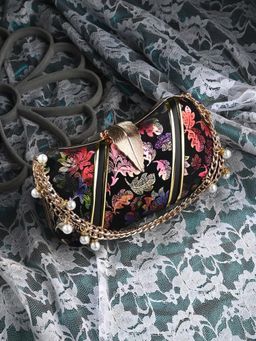 Toobacraft - Women Black Handcrafted Beautiful Bling Box Clutch