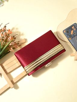 Toobacraft - Women Maroon Handicraft Beautiful Bling Box Clutch