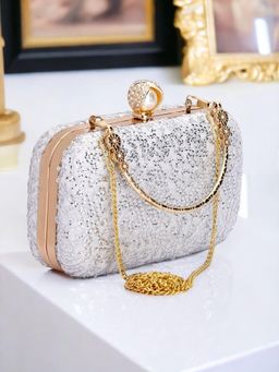Toobacraft - Women Silver Handcrafted Beautiful Party Clutch