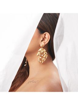 Dhwani Bansal - Women Sooki Chandelier Earrings