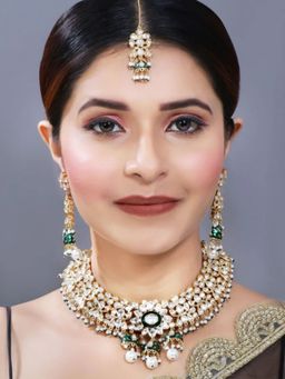 I Jewels - Gold-Plated Polka Kundan Studded And Pearl Beaded Jewellery Set