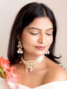 I Jewels - Gold-Plated Polka Kundan Studded And White Pearl Beaded Jewellery Set