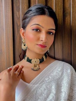 I Jewels - Gold-Plated Polka Kundan Studded And Green Pearl Beaded Jewellery Set