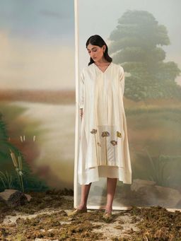 FEBo6 - Primrose Cream Midi Dress