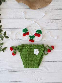 Woonie - Green & White Crochet Baby Cherries Top with Bloomer