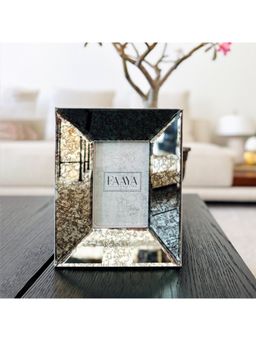 Faaya Gifting - Antique Silver Bevelled Mirror Photo Frame