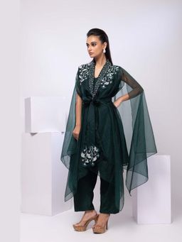 SMRITI - Green Nyra Embellished Kurta and Pant with Belt and Slip