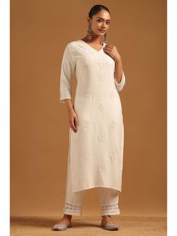 Soch - Off White Embroidered V-Neck Kurta With Pant