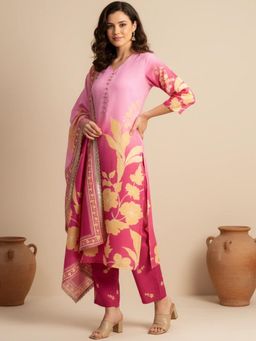 arangya - Pink Printed V-Neck Kurta With Pant & Dupatta