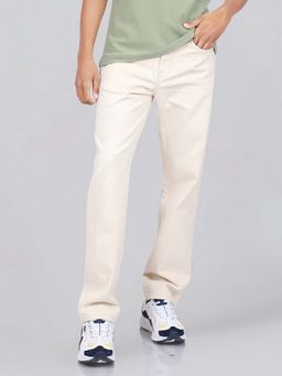 Wrangler - Men Beige Cowboy Straight Fit Mid Rise No Fade Jeans