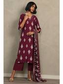 Maroon color option, Currently selected