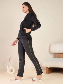 Sweet Dreams - Women Black Solid Tracksuit