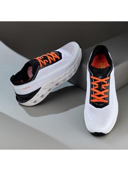 Campus - Coil Pro White Men Running Shoes